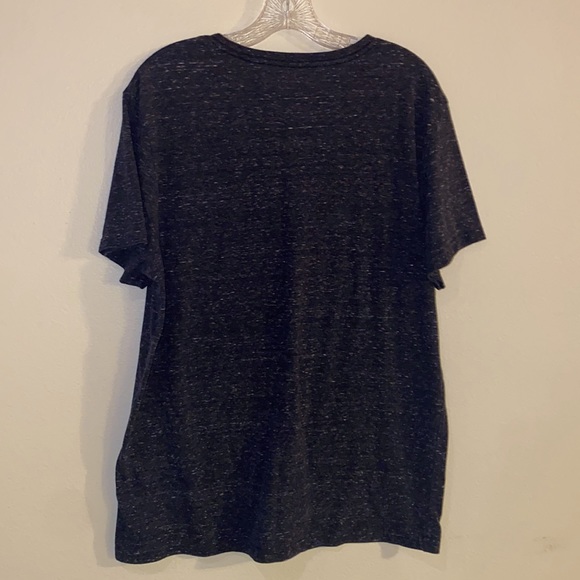 Men’s large, v-neck short sleeve tee - Picture 2 of 3